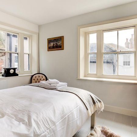 ヘイスティングス Stunning Seaside Georgian Townhouse With Sea Viewsヴィラ エクステリア 写真
