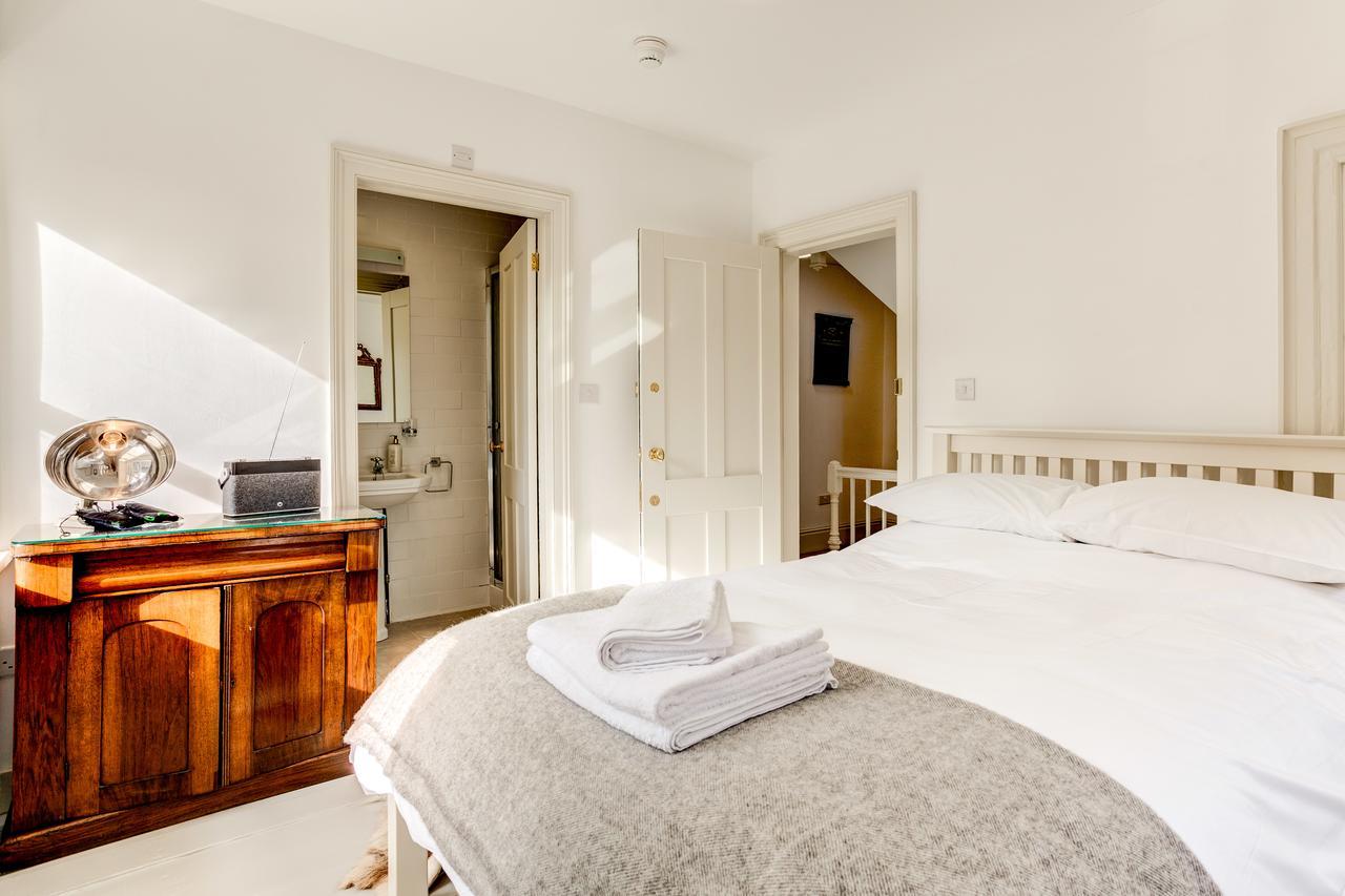 ヘイスティングス Stunning Seaside Georgian Townhouse With Sea Viewsヴィラ エクステリア 写真